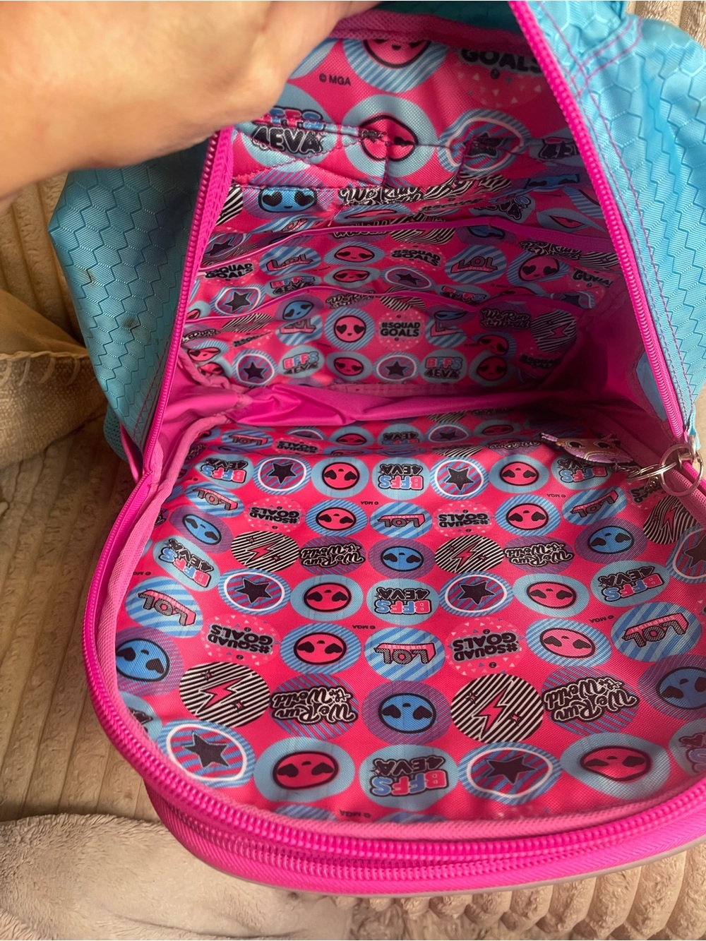 LOL Surprise B.B.s Run The World Girls School Backpack Pink Blue - Picture 8 of 9